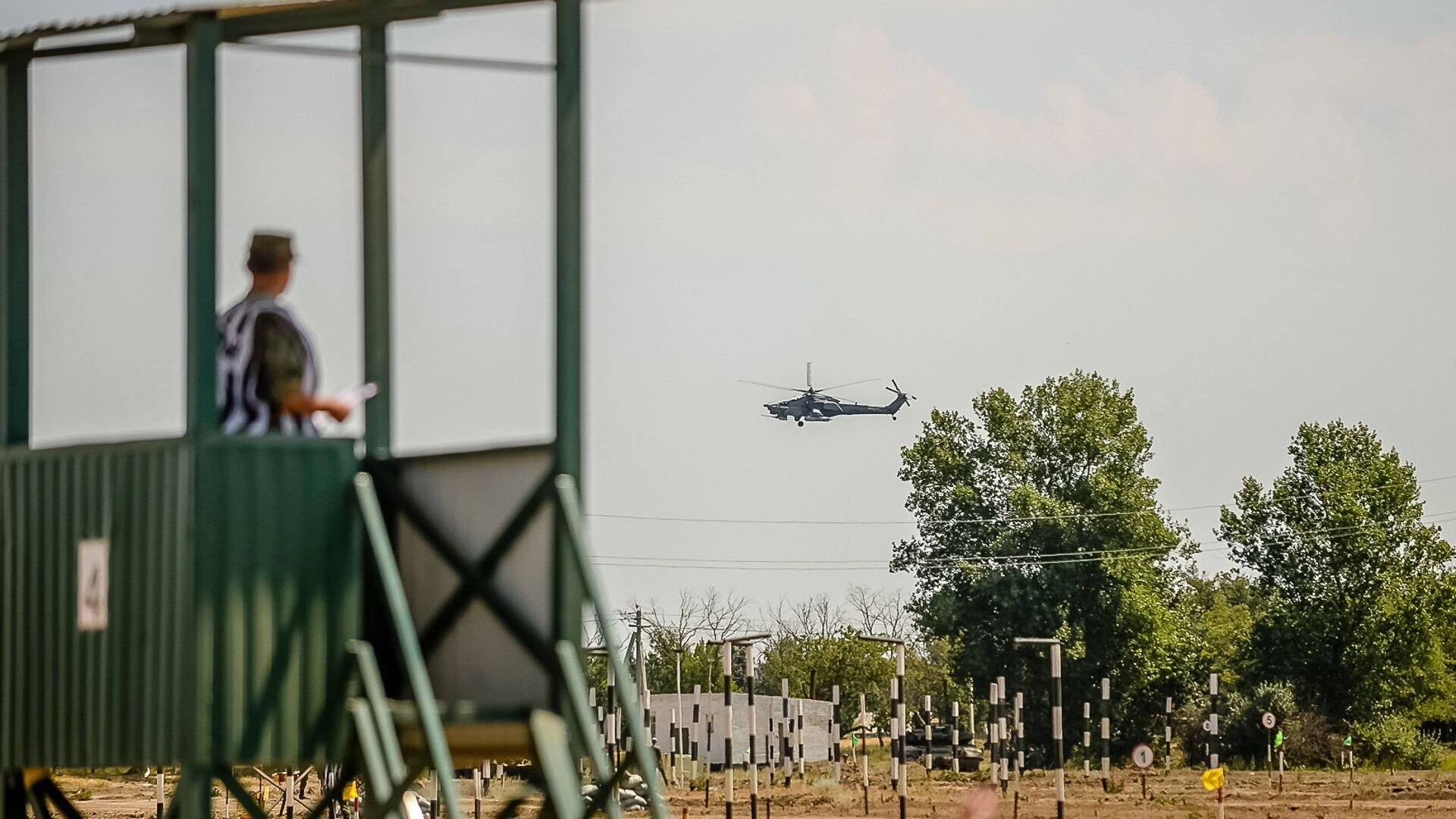 Двадцать бывших иностранцев отправились служить по контракту из Прикамья