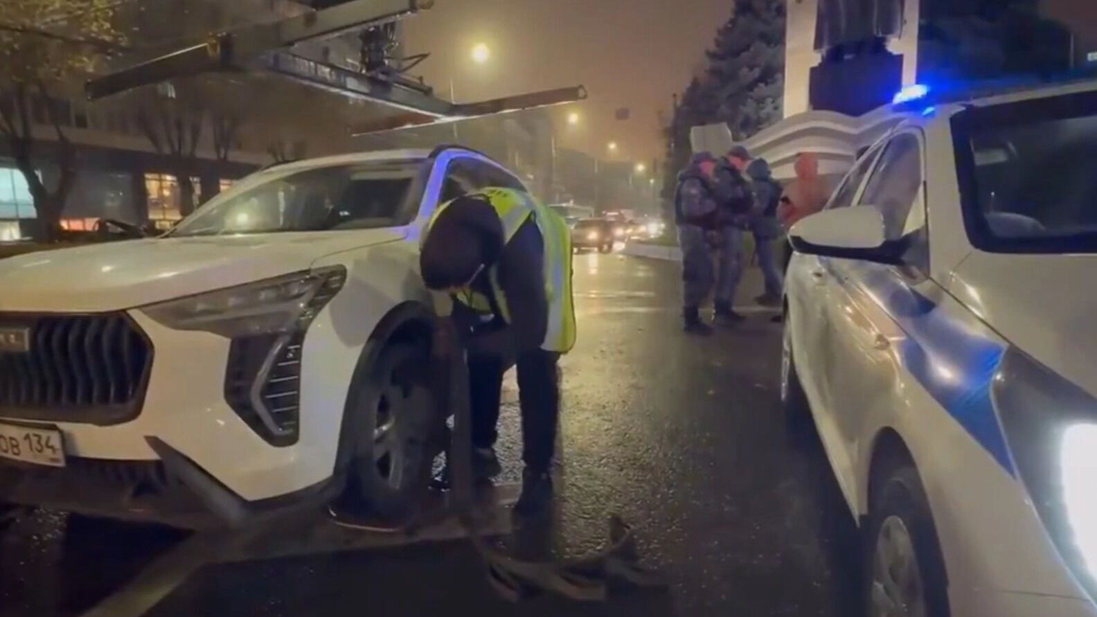 В Волгограде арестовали 10 авто в ходе рейда УФССП и ГИБДД