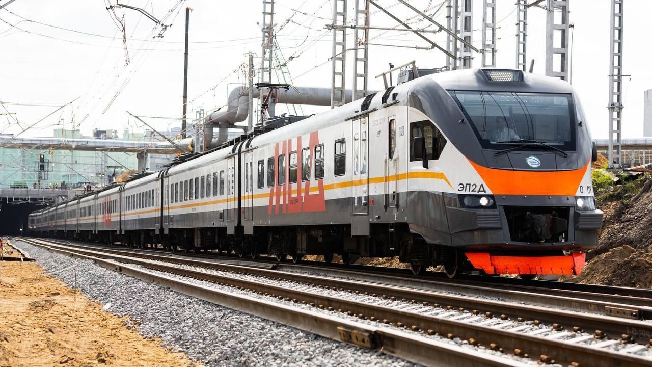 Безбарьерная среда и тихий ход: чем удивит пассажиров новый состав до Сестрорецка Безбарьерная среда и тихий ход: чем удивит пассажиров новый состав до Сестрорецка