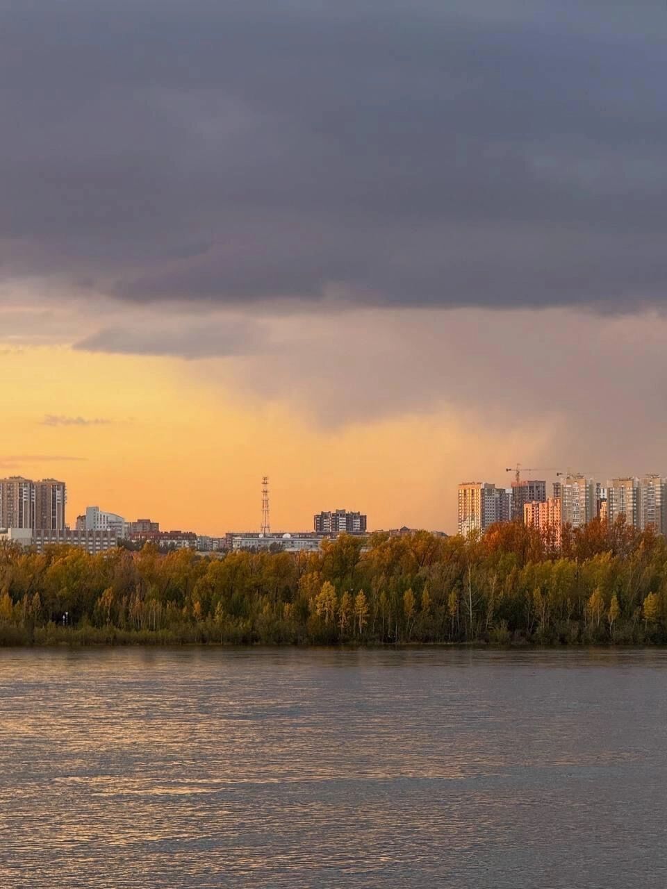 Сквер энтузиастов в сентябре