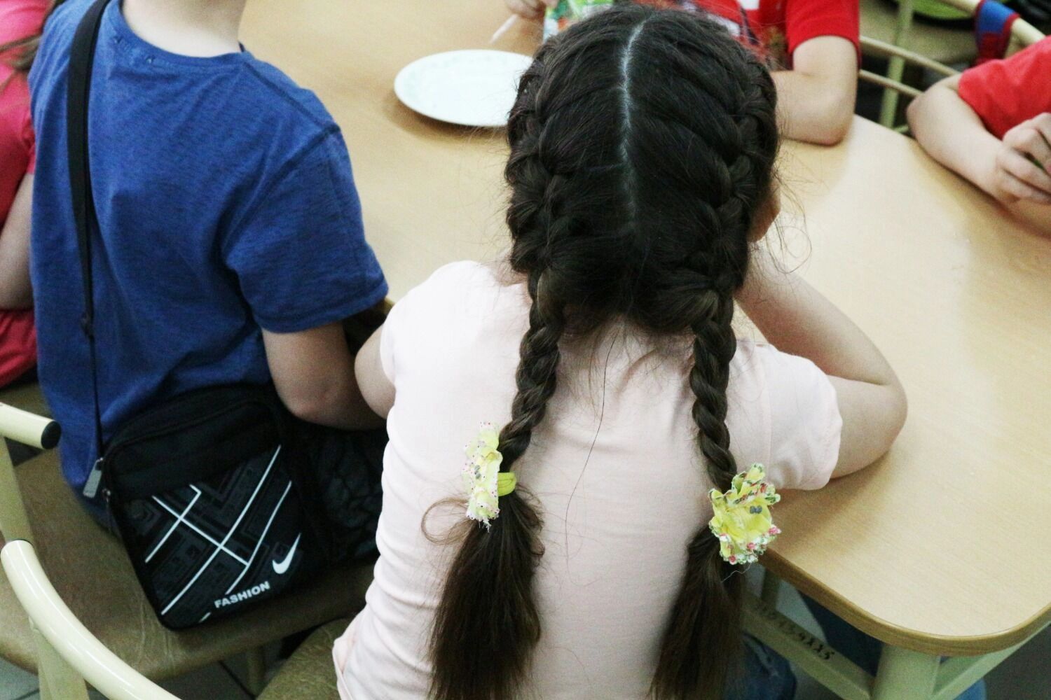 В 1950-х годах следили не только за одеждой, но и за стрижками учащихся