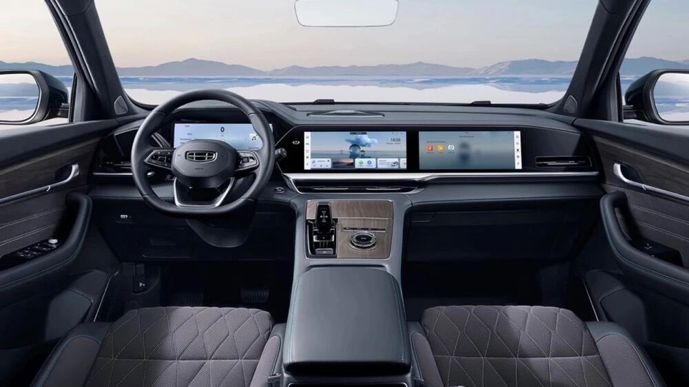 Geely Monjaro белорусской сборки едет в Россию: чем он лучше настоящего китайца
