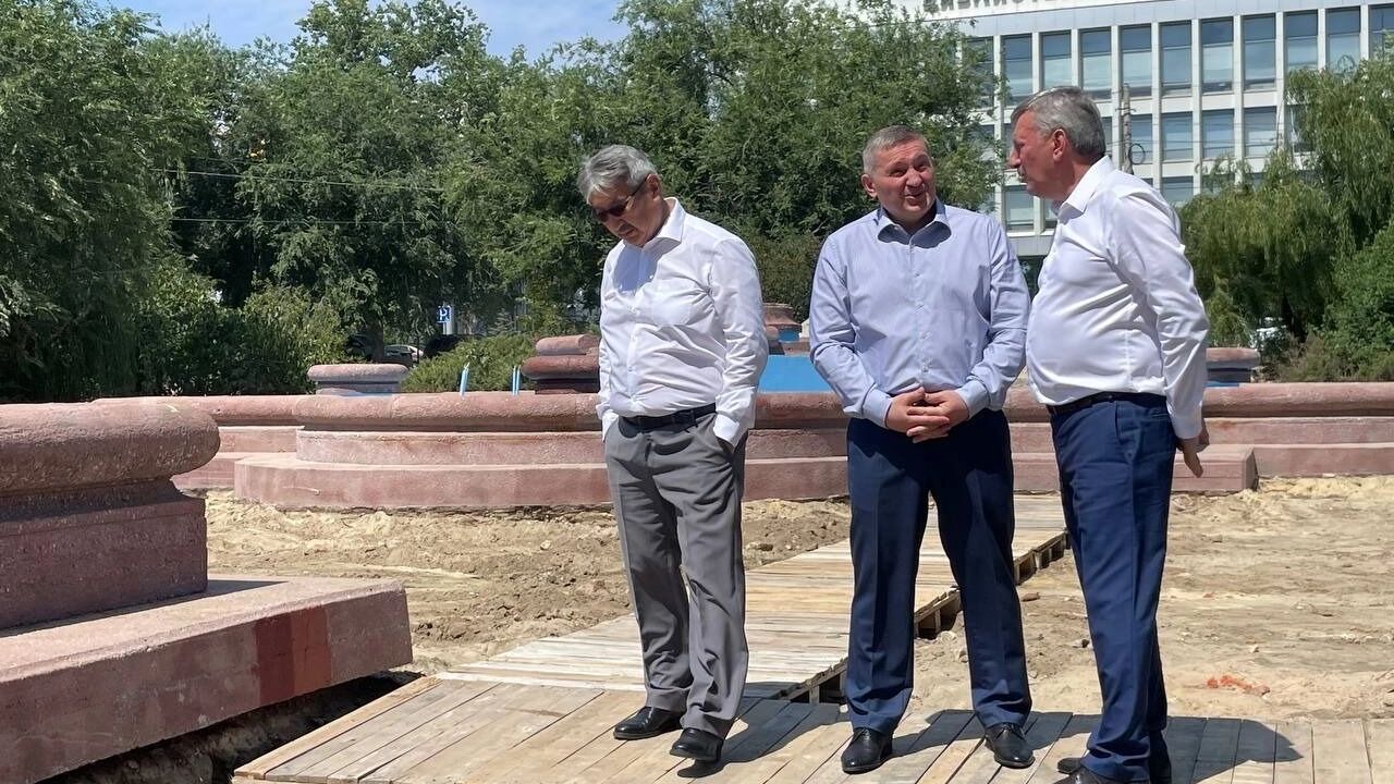 Реконструкция фонтана в сквере Симбирцева