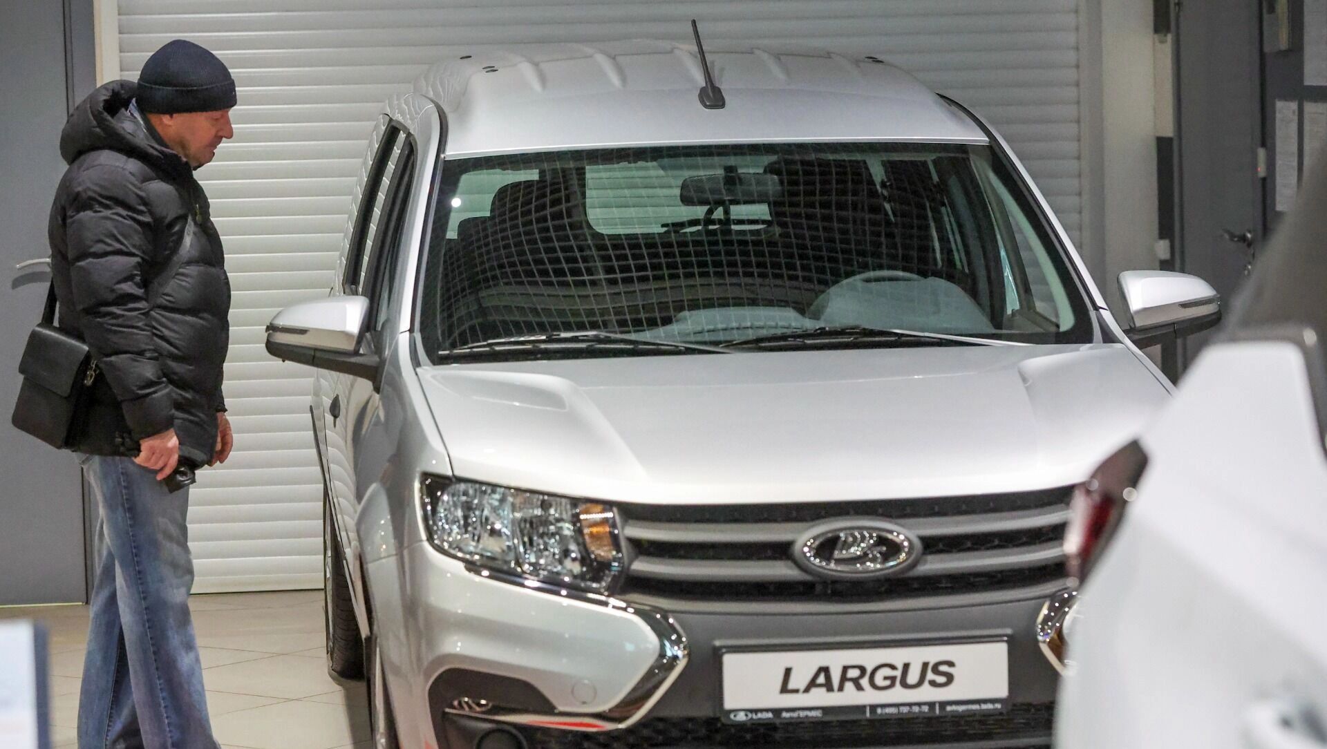 Провалились с треском. АвтоВАЗ снова не выполнил наполеоновские планы по продажам