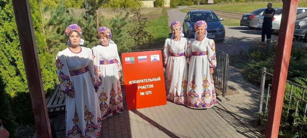 Творческие коллективы на&nbsp;участках для голосования