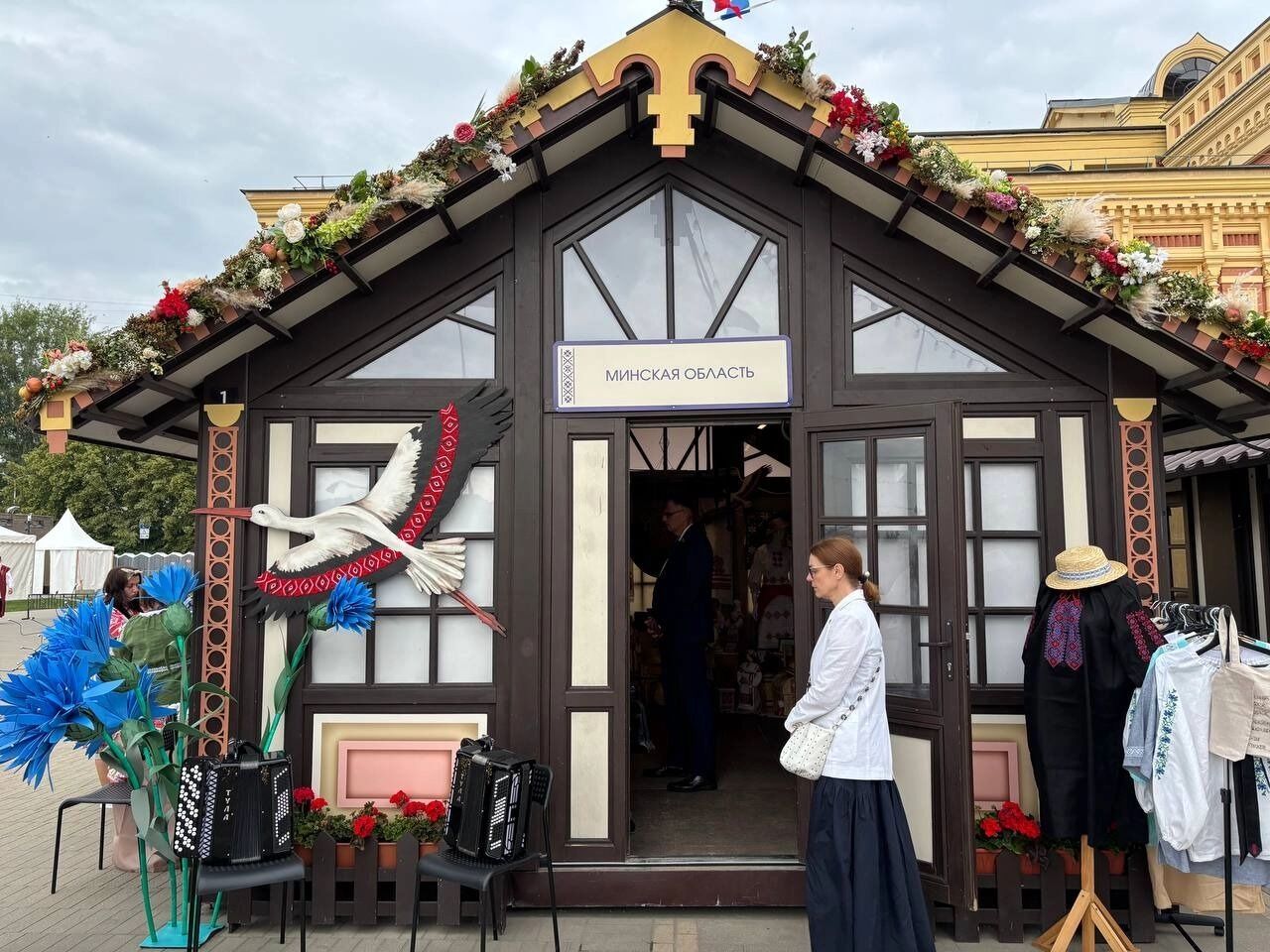 Белорусы продают свою продукцию на нижегородской Ярмарке