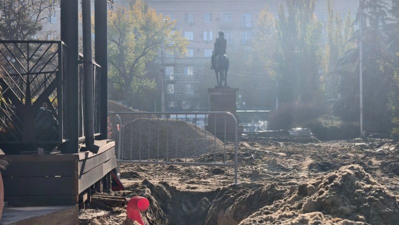 Красота не за горами: сквер Симбирцева в центре Волгограда преобразится к Новому году