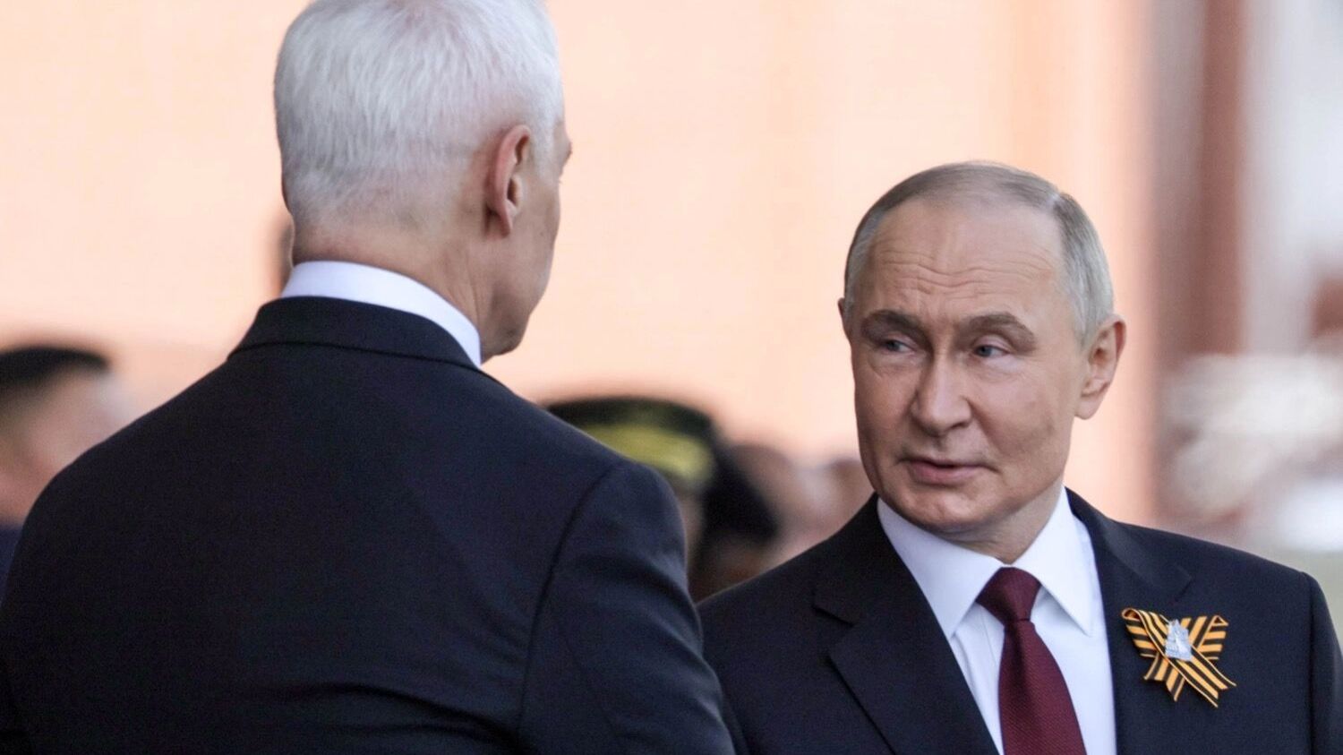 Президент РФ Владимир Путин и министр обороны РФ Андрей Белоусов обещают усилить мощь российского ОПК