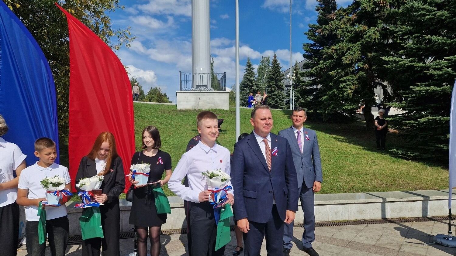 Вручение паспортов школьникам Нижнего Тагила, 22 августа 2025 год