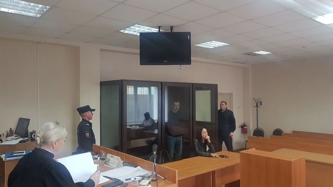 В Удмуртии суд оставил под арестом обвиняемых во взятках полицейских