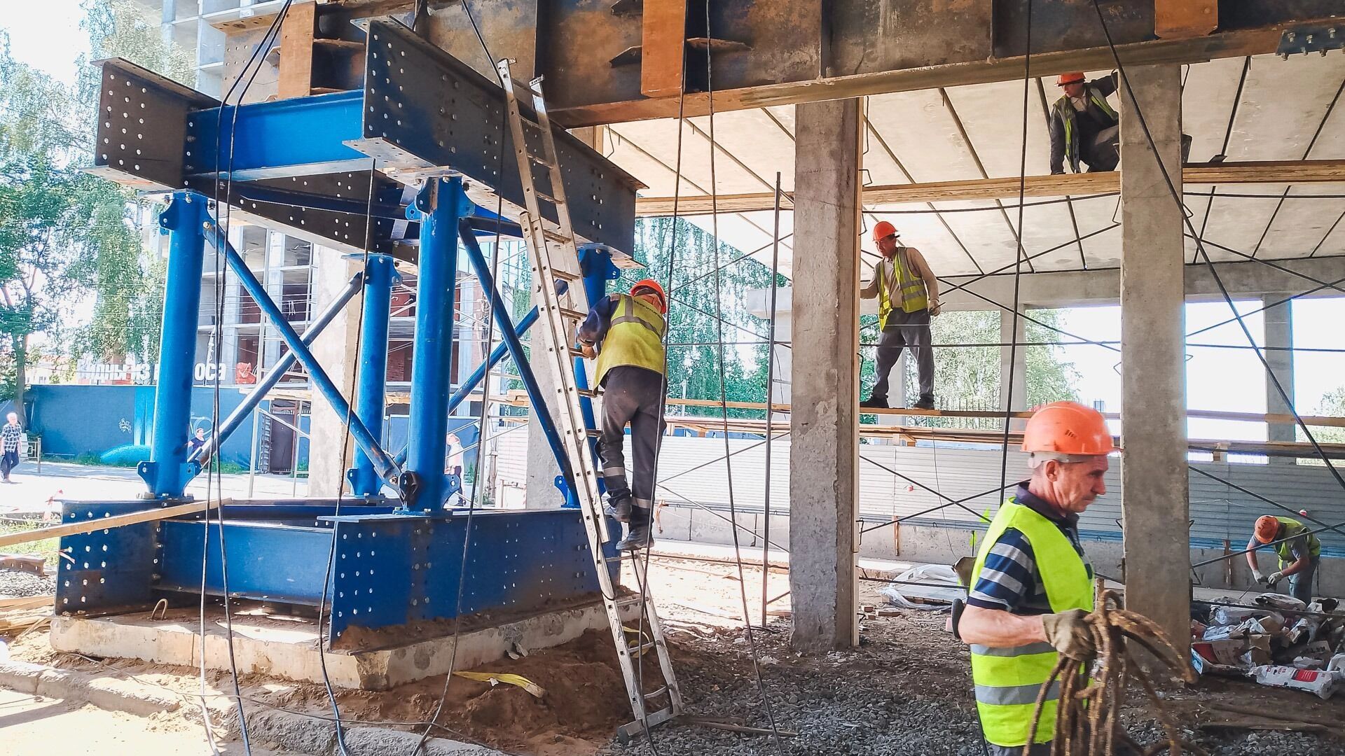 В проблемном микрорайоне Сургута спроектируют школы и детские сады