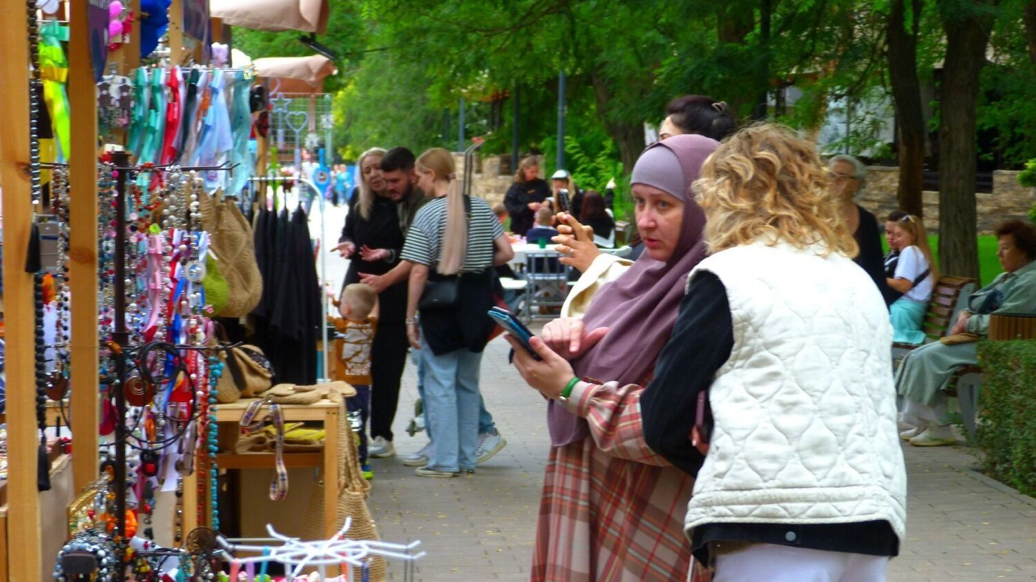 Лавки на фестивале ТриЧетыре