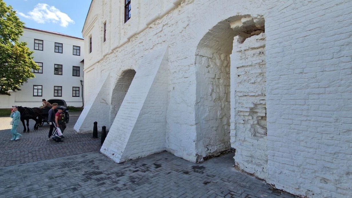 Спасская башня в Казани