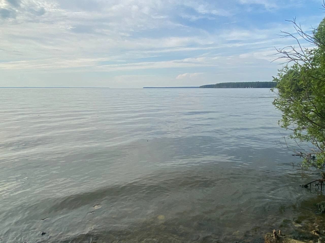 Как выглядит бесплатный пляж на Горьковском водохранилище 