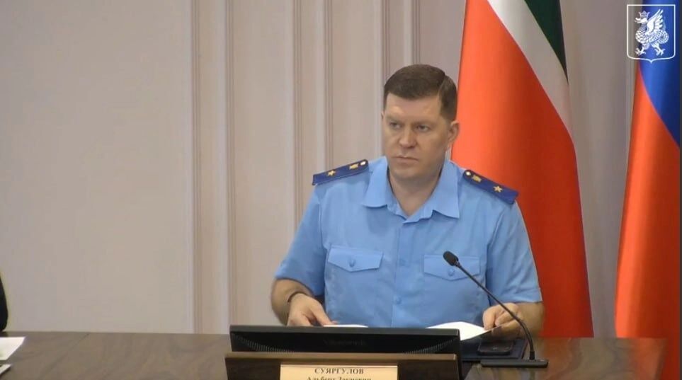 Мы не должны друг другу врать: в казанскую мэрию пришел прокурор республики