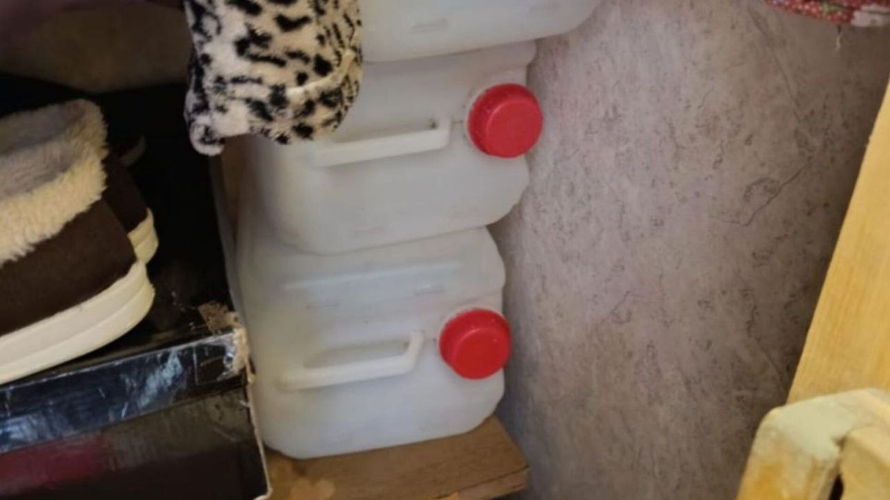 Дело о гибели 19 жителей Ленобласти от паленого алкоголя обросло новыми подробностями Дело о гибели 19 жителей Ленобласти от паленого алкоголя обросло новыми подробностями