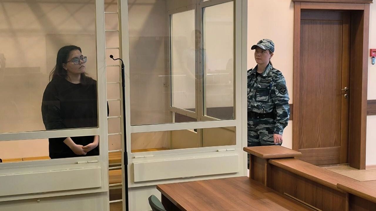 Работавшую на украинскую разведку девушку суд отправил в колонию