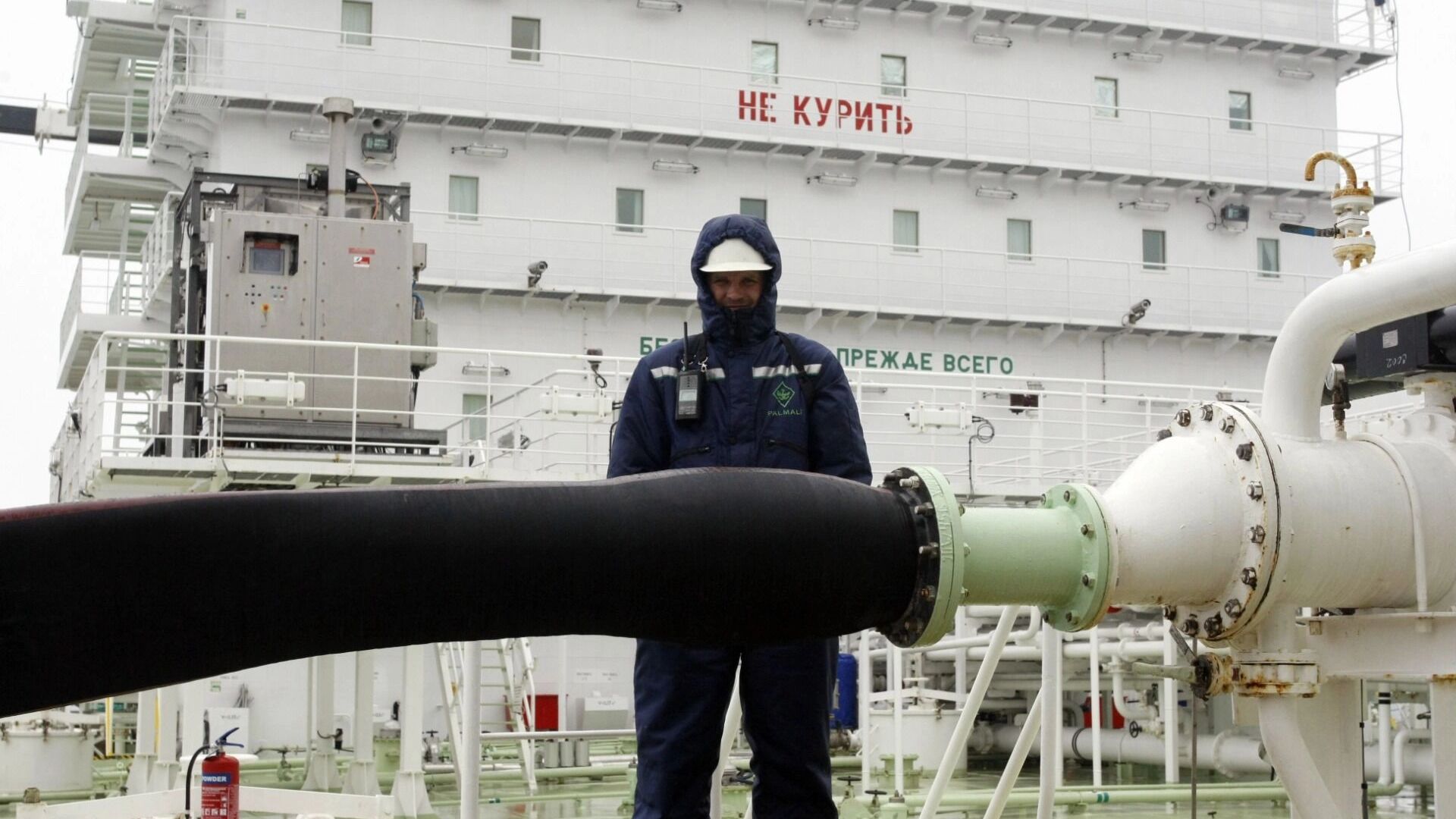 И кнутом, и пряниками: как Запад принуждает Индию к отказу от российской нефти