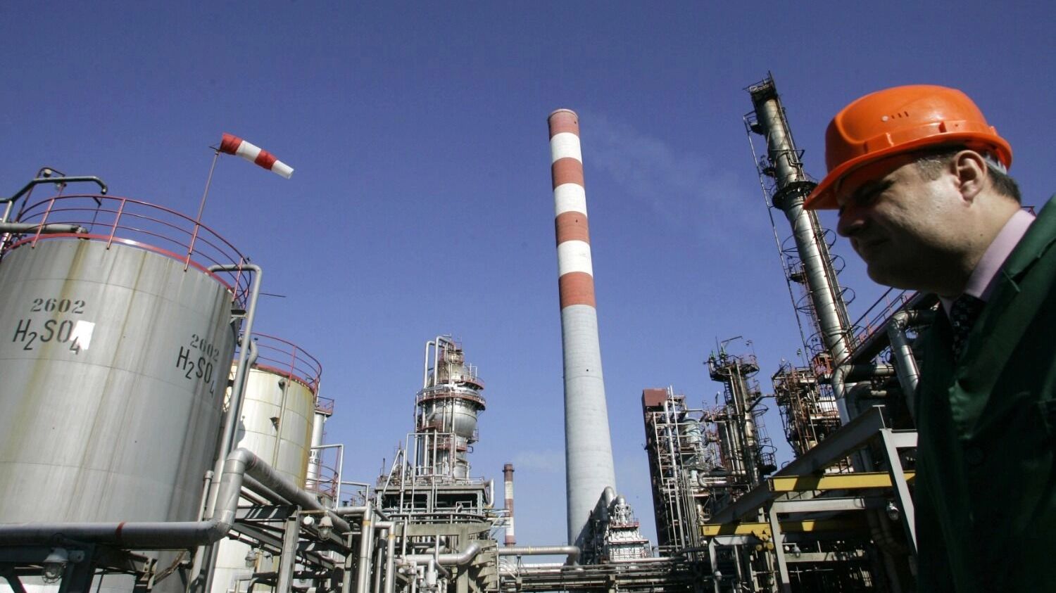 Трамп передал Сербии и Газпрому привет от Байдена. Санкции против НПЗ NIS действуют