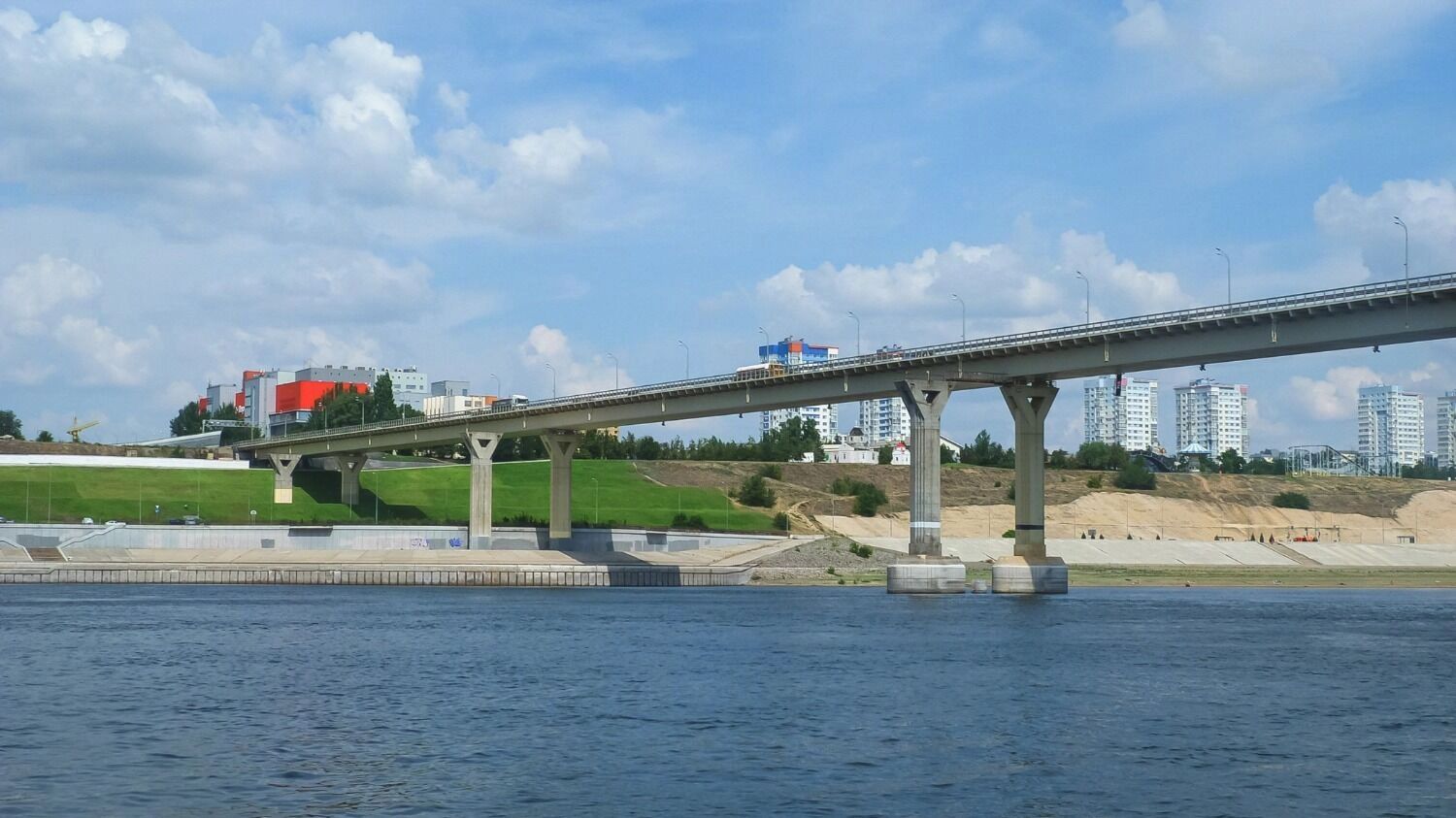 С Волги видно все основные достопримечательности Волгограда