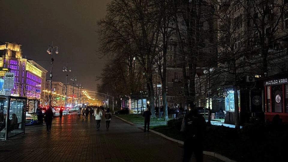 Блэкауты в России и на Украине: как удары по энергосистеме приближают ледяную зиму