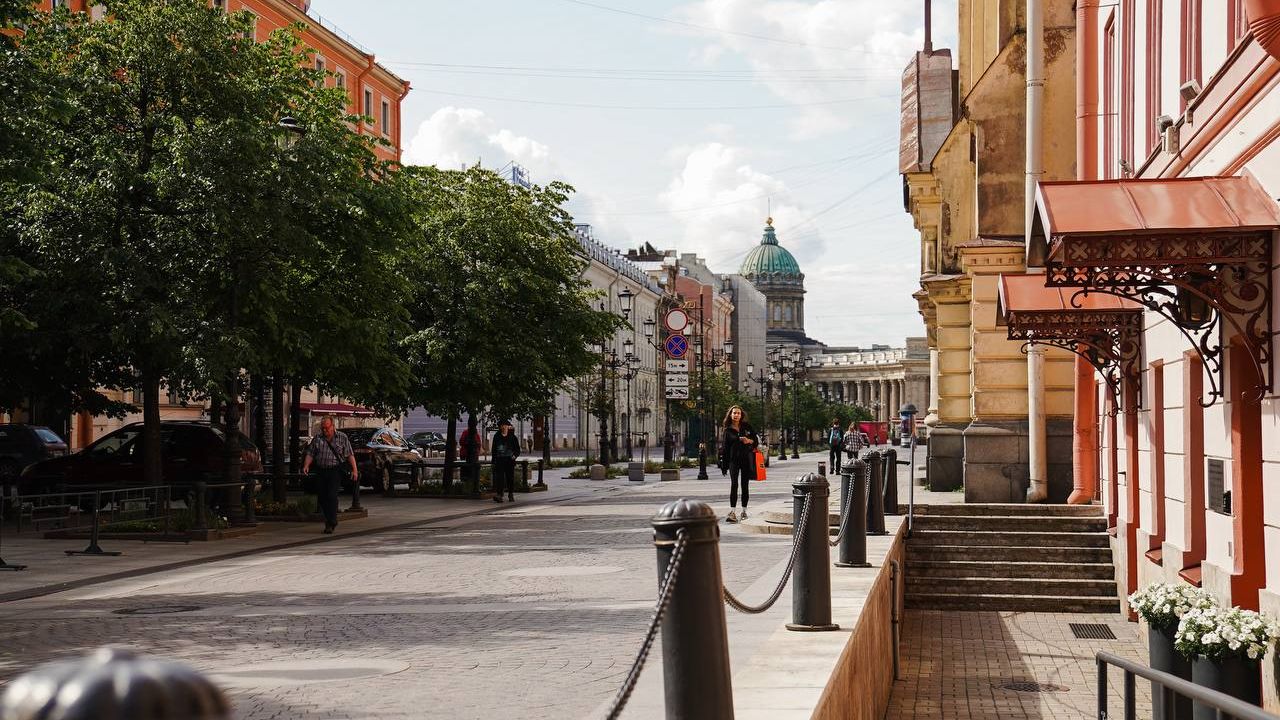 В Петербурге продолжается лето