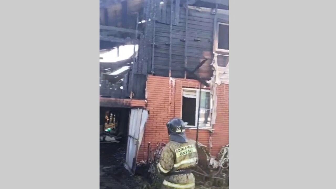В Удмуртии семья с 6 детьми спаслась от пожара благодаря бдительному соседу