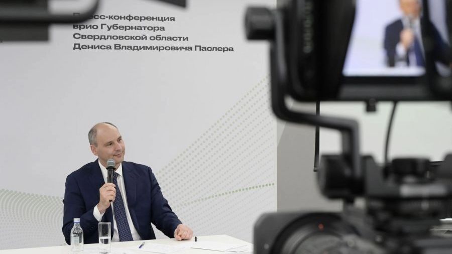 Врио губернатора Свердловской области Денис Паслер