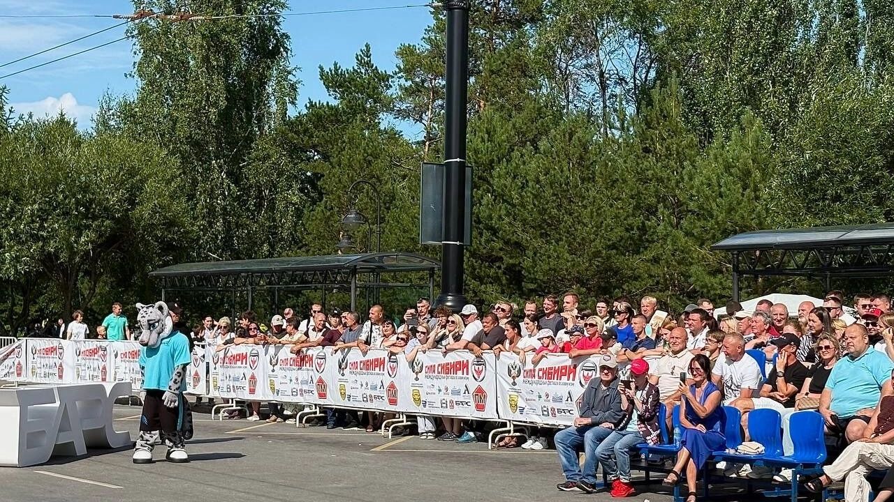 Потягать снаряды могли все желающие