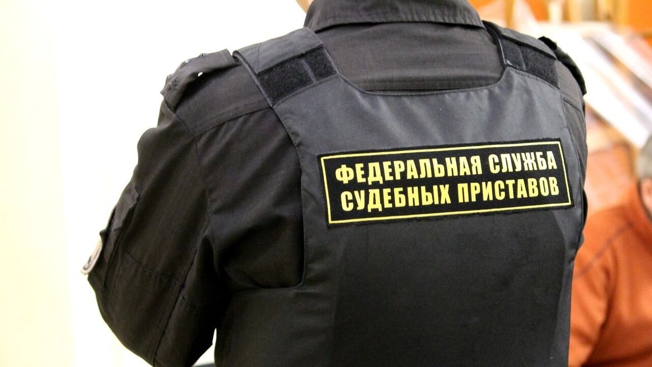 В Удмуртии сотрудника УФССП задержали за торговлю служебной информацией