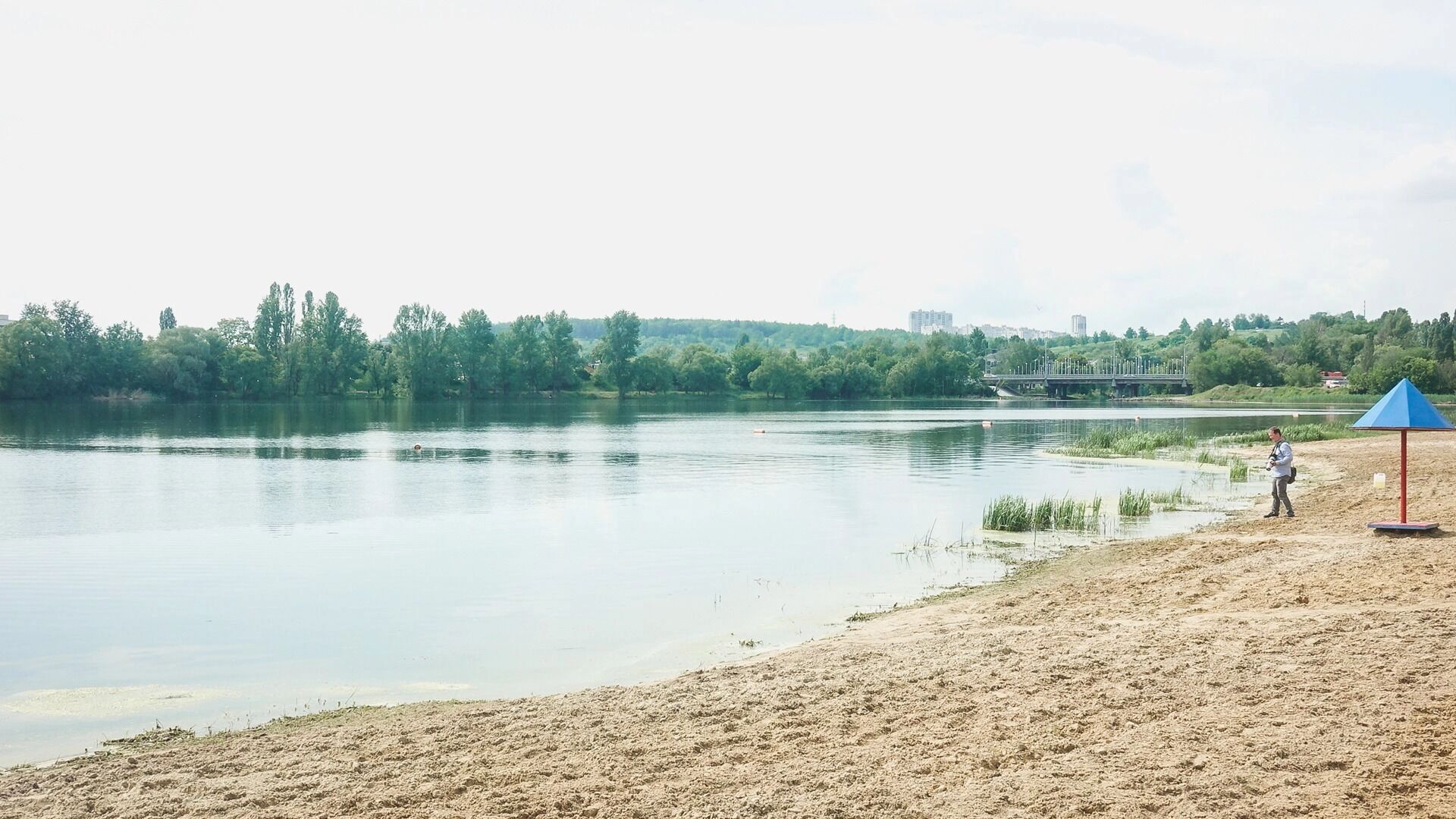 дети голые Жителей Петрозаводска возмутили абсолютно голые дети на пляже — Новости Карелии и Петрозаводска - КарелИнформ