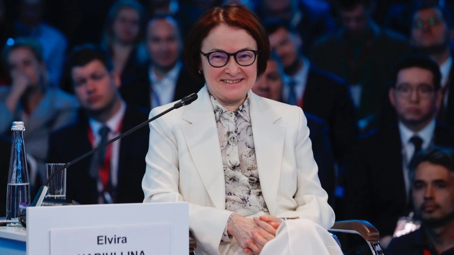 Сегодня глава Центрального банка России Эльвира Набиуллина озвучит решение совета директоров ЦБ по ключевой ставке
