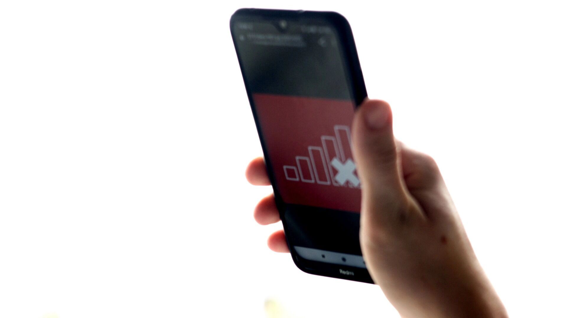 Кабмин внес в Госдуму проект об отключении сотовой связи