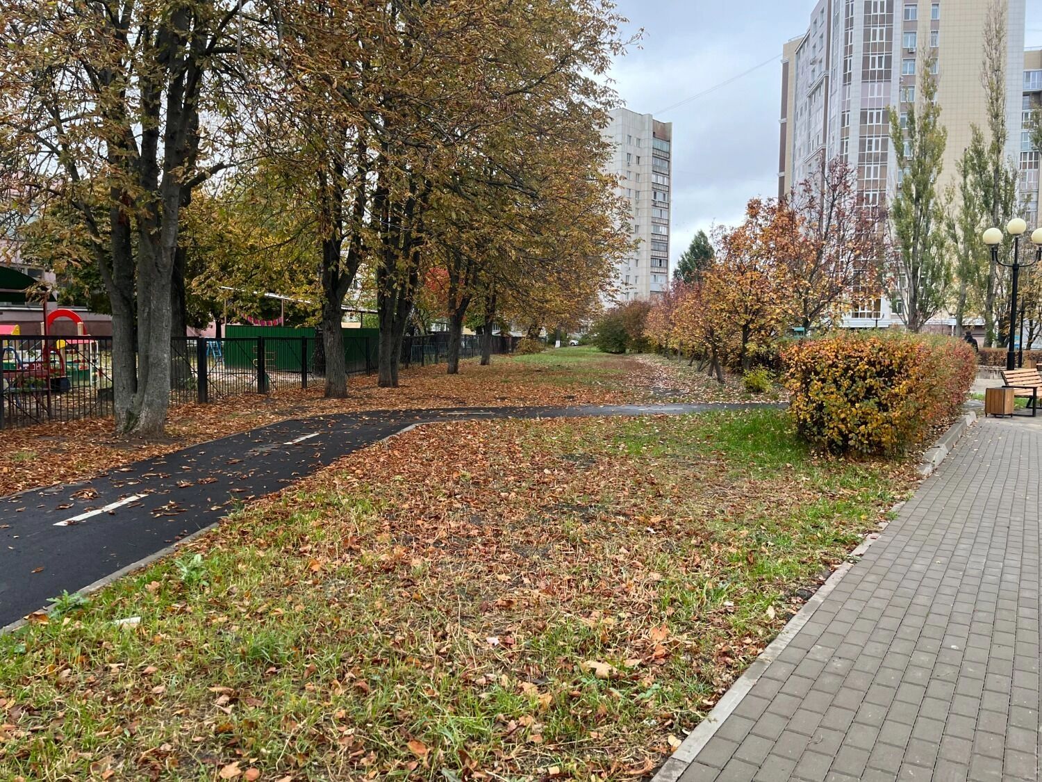 Велодорожка на бульваре Первого салюта