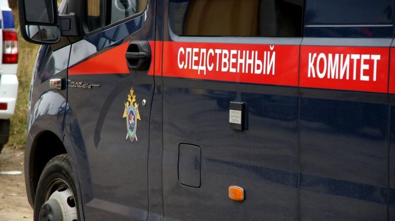 Сексуальные девушки в красном нижнем белье фото Сексуальные девушки в красном нижнем белье фото