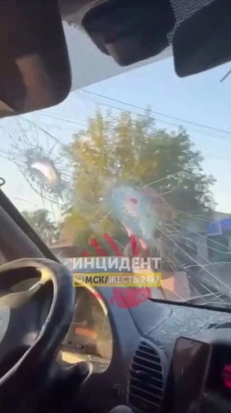 Некоторые скриншоты из видеозаписи, снятой очевидцем происшествия