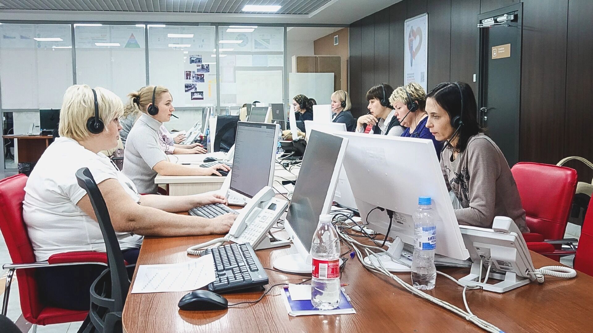Налоги — выше, зарплаты — ниже: к чему готовят россиян «оптимистичным» опросом ВЦИОМ?