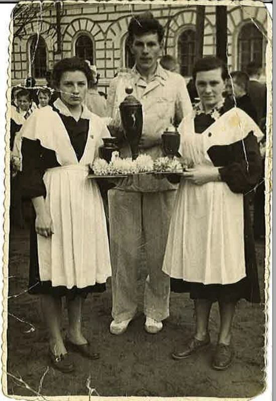 Школа № 35, 1&nbsp;сентября 1957&nbsp;года