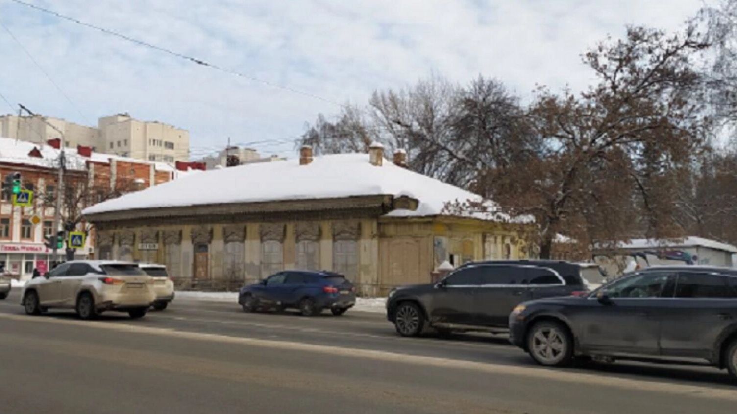 Элитную усадьбу выставили на торги в Уфе