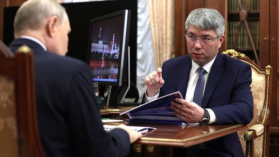 На встрече в Кремле глава Бурятии доложил президенту Путину, что в республике есть проблемы со строительством КОС на Байкале