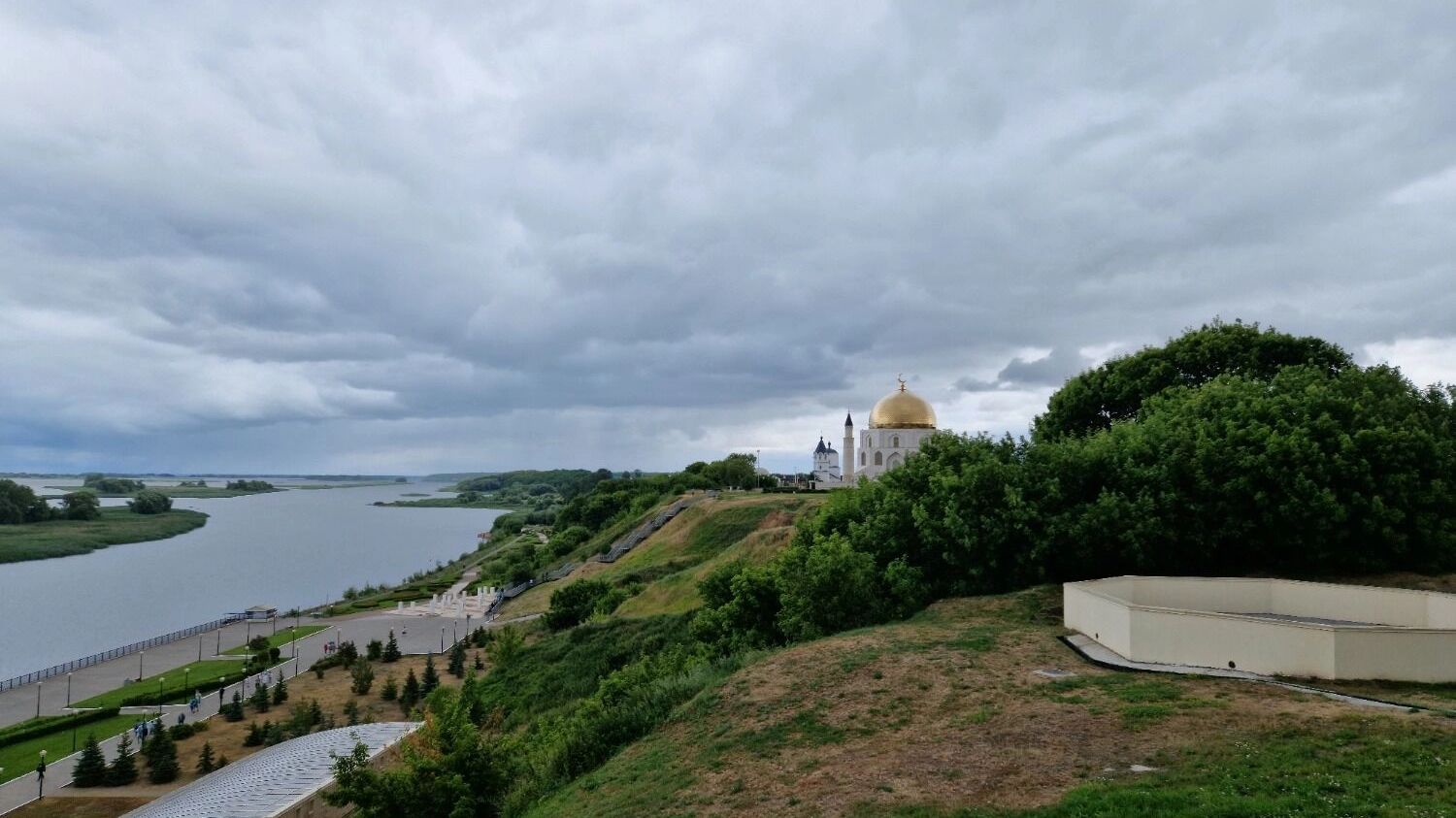 Набережная и Речной порт Болгара. Казань, Республика Татарстан