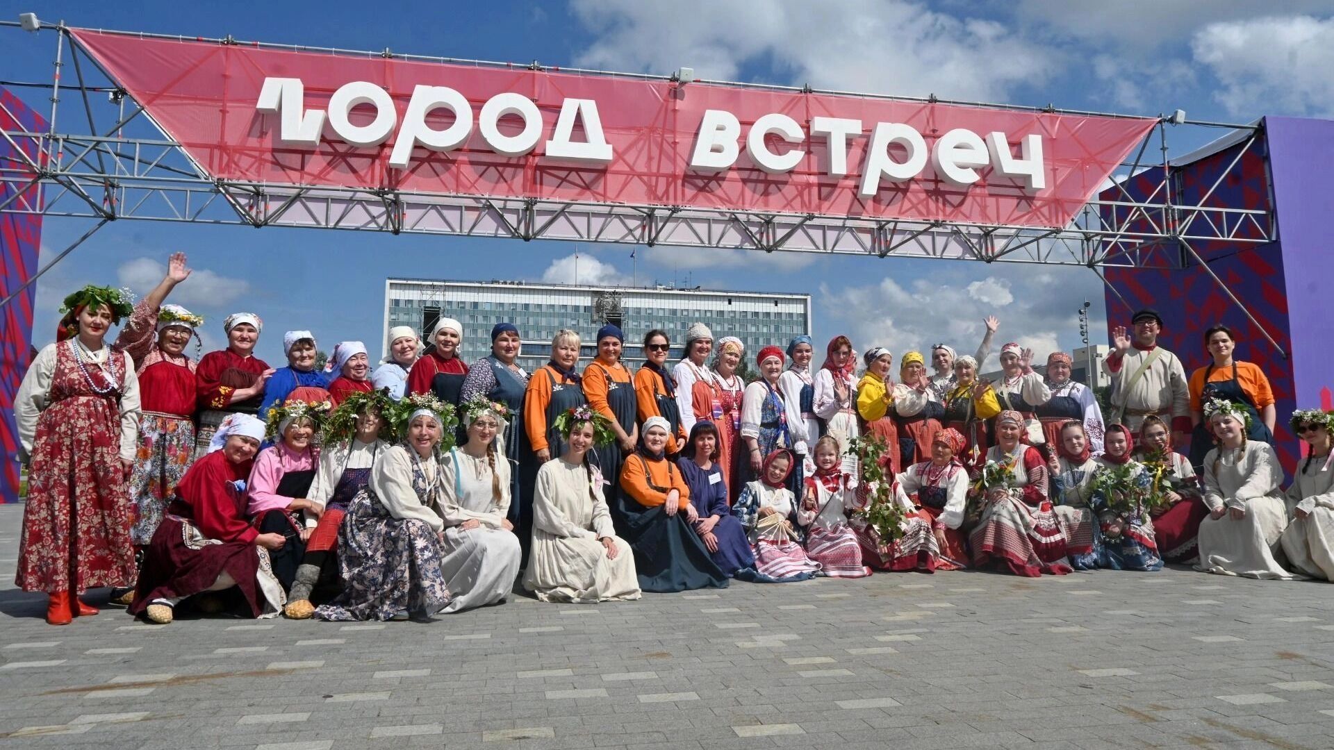 Этнофестиваль «Обряды-наряды» (0+) объединил 18 тысяч гостей и участников