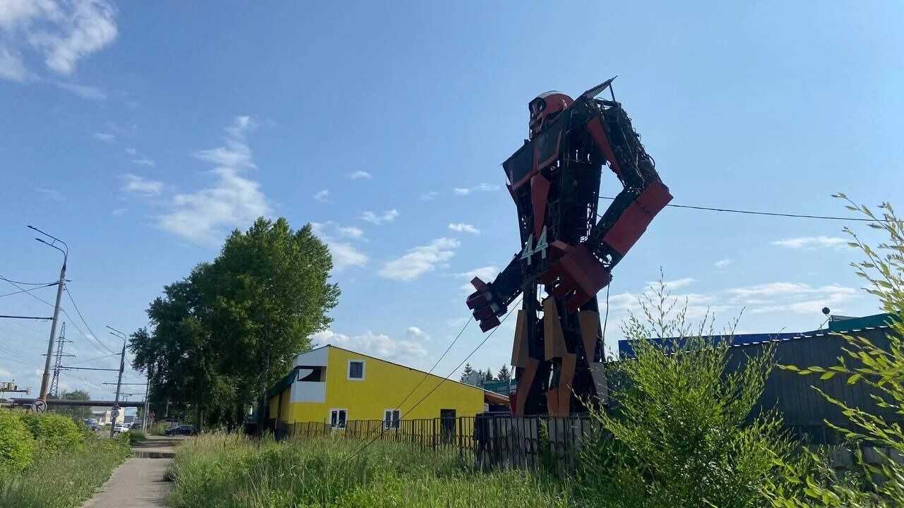 Первое впечатление оказывается удручающим