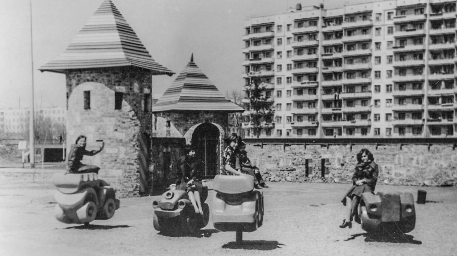 В&nbsp;детском городке парка Победы, 1980&nbsp;год