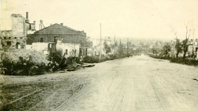 В&nbsp;освобождённом Белгороде, август 1943&nbsp;года