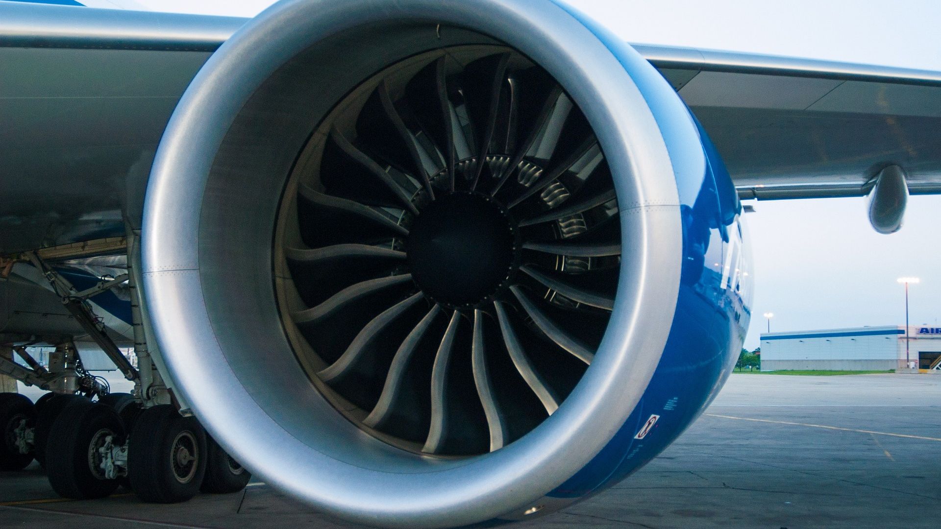 пьяная мама частное фото ВИДЕО ⟩ Пьяные спарринги и бесконечные вызовы полиции: группа дебоширов не дает ласнамяэсцам жить спокойно