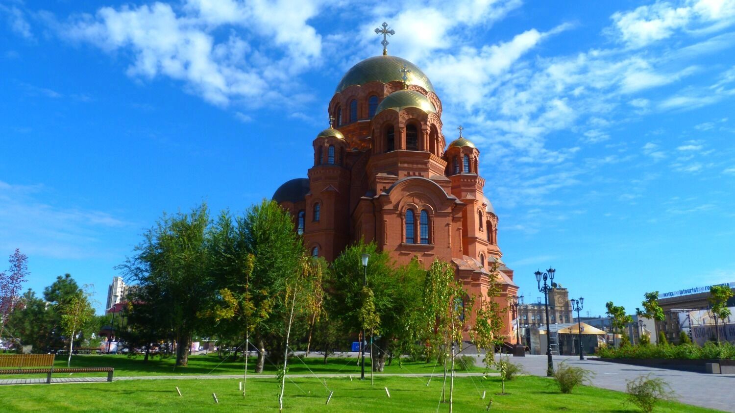Храм Александра Невского в Волгограде