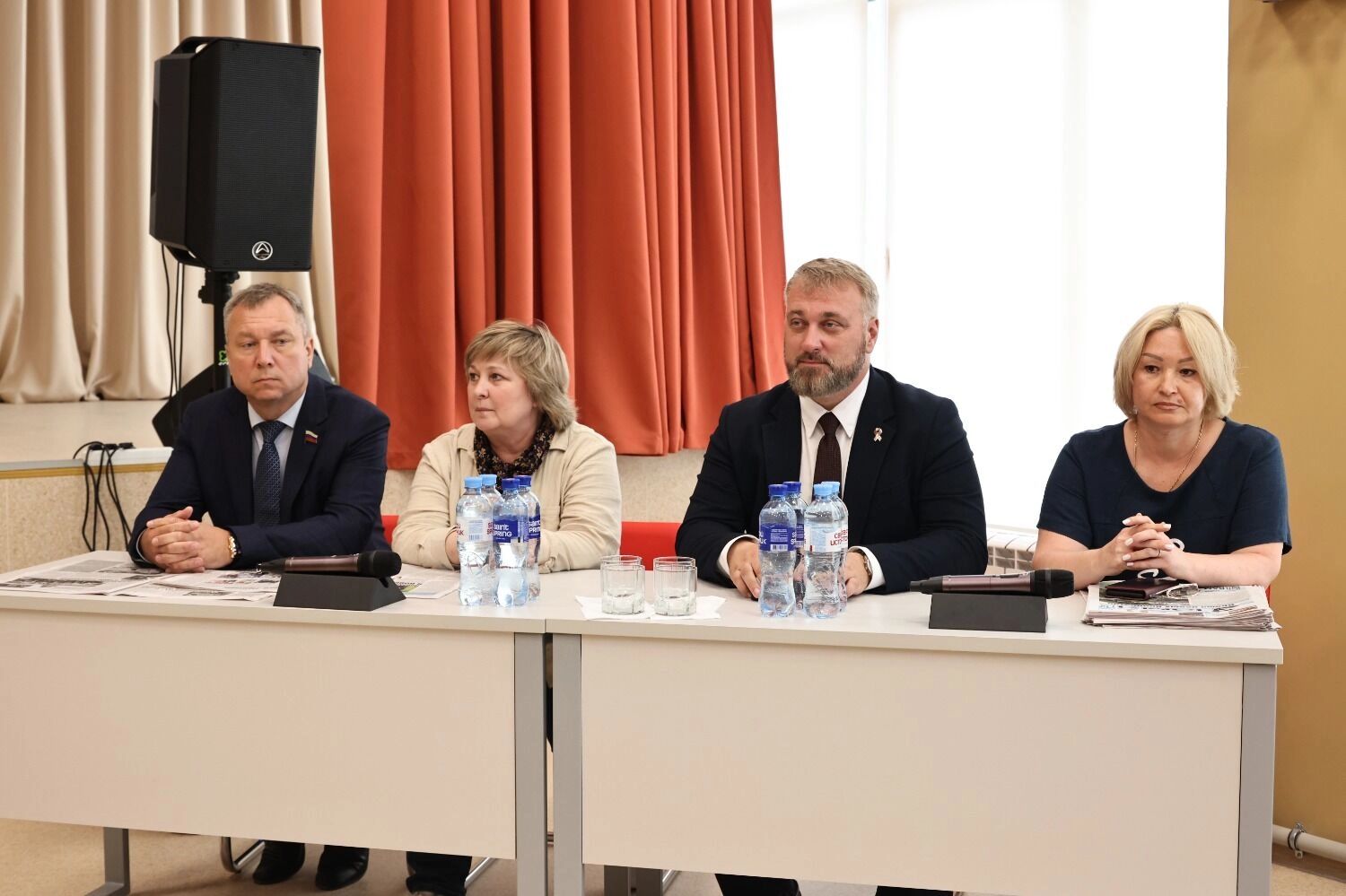 Депутат Рузанкин занимается воспитанием молодежи