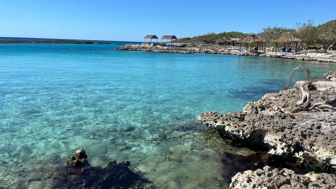 Вместо моря — тазик с водой: как туристы на Кубе переживают блэкаут