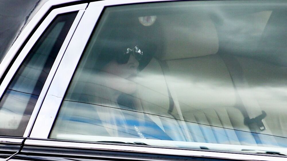 Пугачева опять переезжает: СМИ узнали, куда, с кем и почему